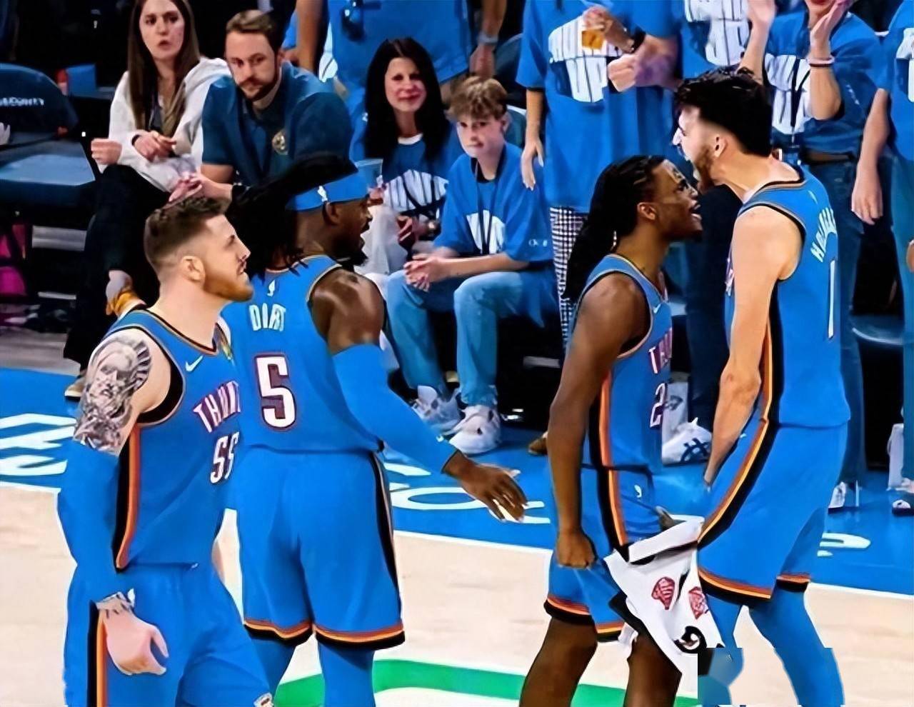 今晚巴塞罗那遗憾出局：NBA总决赛节点到来，气氛紧张，控场能力受关注的简单介绍-9体育