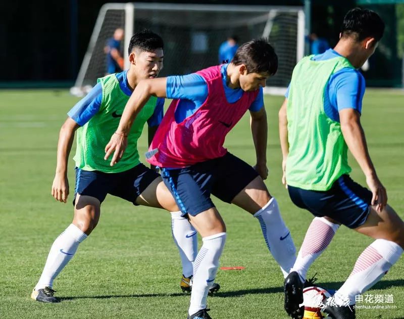 上海申花训练开放日；窗口期扳平良机引欢呼；欧冠在即；更衣室氛围转暖的简单介绍-九游体育官网